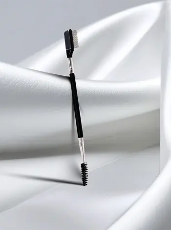 Dual-Ended Eyebrow & Lash Grooming Brush